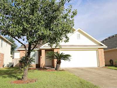 3326 Rainshore Katy, TX 77449