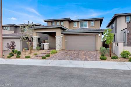 452 Harmony Bay Ave Las Vegas, NV 89138