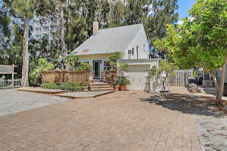 117 52nd Ave W St. Pete Beach, FL 33706