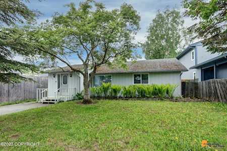 2604 W 30th Ave Anchorage, AK 99517