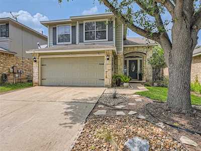 2208 Mary Lou Retton LN Austin, TX 78748