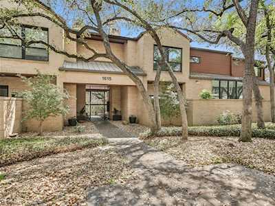1615 Spyglass DR #4 Austin, TX 78746
