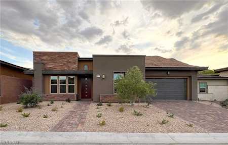 6739 Regency Ridge Ct Las Vegas, NV 89148