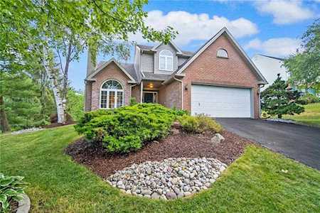 8356 Willow Run Fogelsville, PA 18051