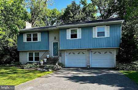 39 Hidden Valley Ln Dover, DE 19904