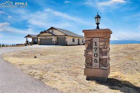 1705 Swigert Way Colorado Springs, CO 80929