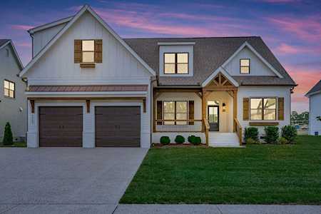 5925 Hunt Valley Dr Spring Hill, TN 37174