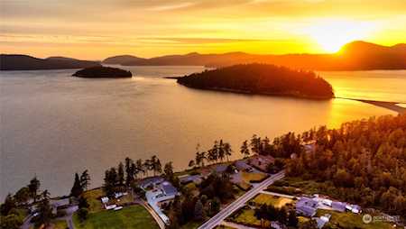 15770 Snee Oosh Rd La Conner, WA 98257