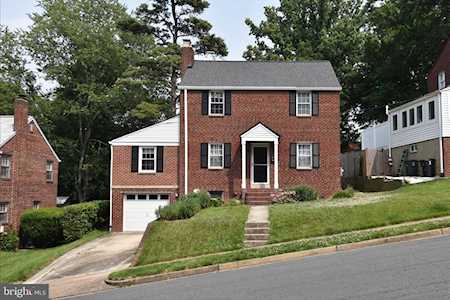 1067 N Montana St Arlington, VA 22205
