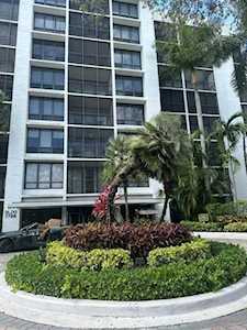 7786 Lakeside Boulevard #623 Boca Raton, FL 33434