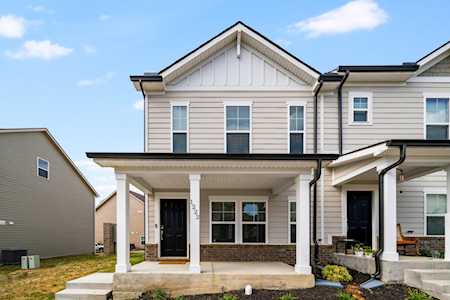1222 Foxton Ln Antioch, TN 37013