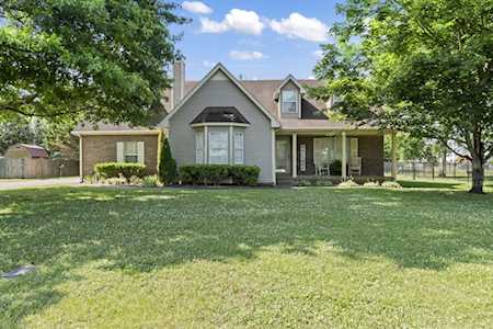 2133 Eastview Dr Murfreesboro, TN 37128