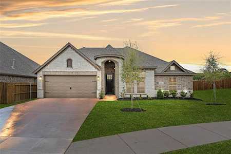 1261 Palo Duro Court Burleson, TX 76028