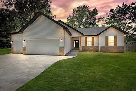 244 Hutchinson Rd Ellisville, MO 63011