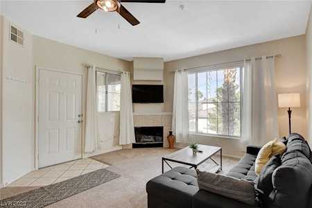 7163 S Durango Dr #302 Las Vegas, NV 89113