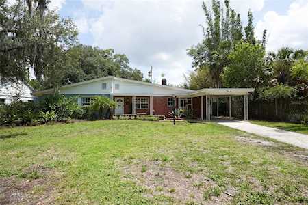 340 Fern Cliff Ave Temple Terrace, FL 33617