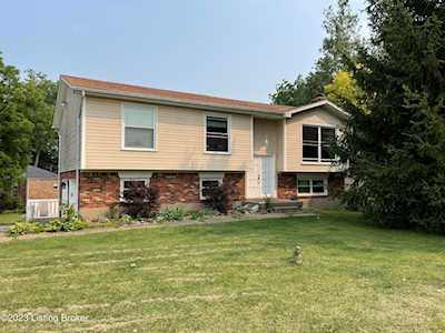 5113 Stony Brook Dr Louisville, KY 40291