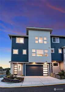 14951 7th Parkway S #8 Burien, WA 98148