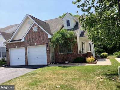 220 W Red Lion Dr Bear, DE 19701