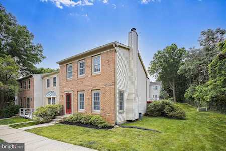 4066 Championship Dr Annandale, VA 22003