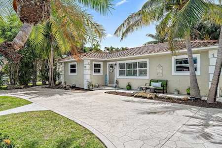 312 Claremont Lane Palm Beach Shores, FL 33404