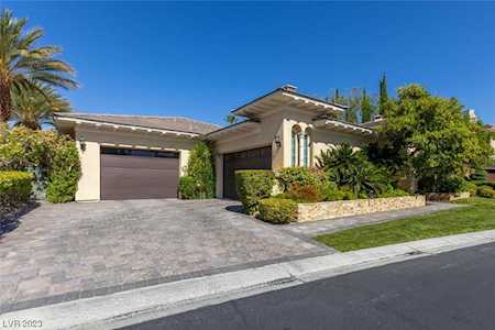 107 S Royal Ascot Dr Las Vegas, NV 89144