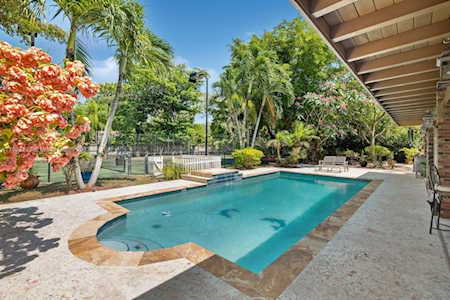 11505 SW 77th Ave Pinecrest, FL 33156