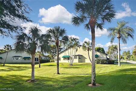 404 Mcgregor Park Circle #404 Fort Myers, FL 33908
