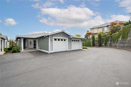3713 Portage Ln #L-1 Anacortes, WA 98221