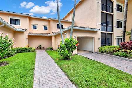 2917 Tuscany Court #104 Palm Beach Gardens, FL 33410
