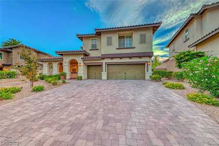 613 Novena St Las Vegas, NV 89138