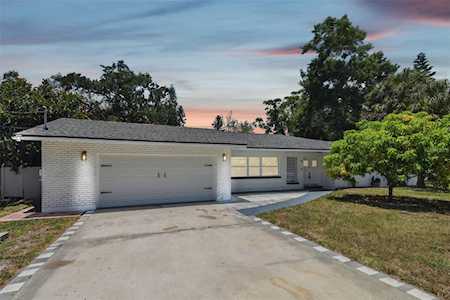 302 Congress St Oldsmar, FL 34677