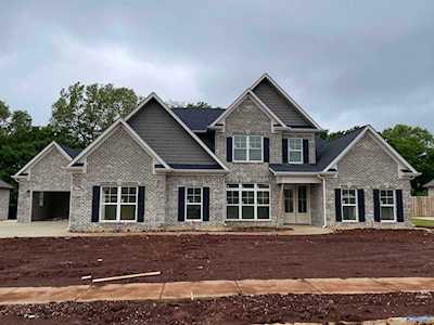 189 Stonycrossing Road Meridianville, AL 35759