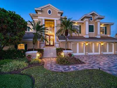 310 Harbor Dr Indian Rocks Beach, FL 33785