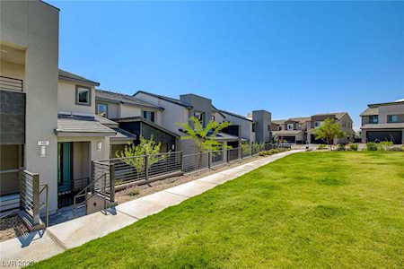 491 Fairview Hills St Las Vegas, NV 89138