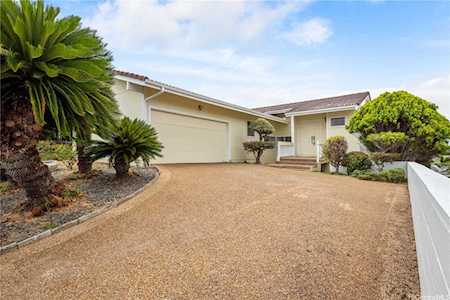 1047 Kaumoku Street Honolulu, HI 96825