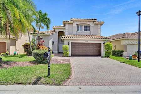 12164 NW 47th Mnr Coral Springs, FL 33076