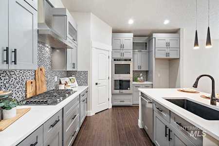 3224 N Curt Drive Meridian, ID 83646