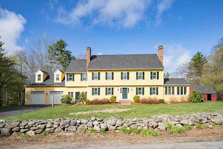 65 Kendall Hill Rd Mont Vernon, NH 03057
