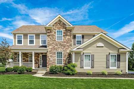 1226 Stone Trail Drive Blacklick, OH 43004