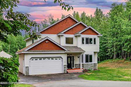 2965 N Barrys Resort Dr Wasilla, AK 99654