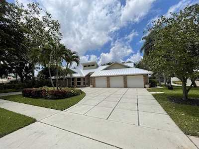 2839 NW Banyan Boulevard Circle Boca Raton, FL 33431