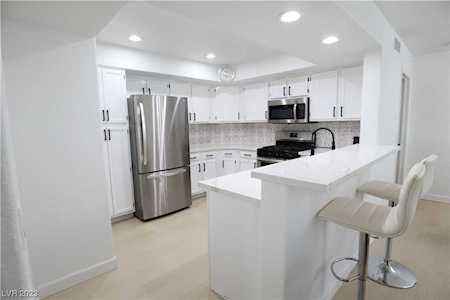 7950 W Flamingo Rd #1110 Las Vegas, NV 89147