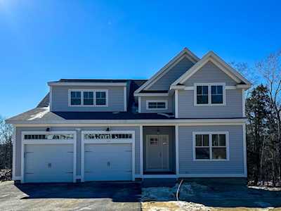 129 Signature Dr Barrington, NH 03825