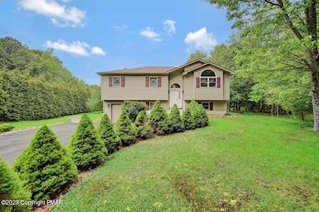 303 Petrarch Trl Albrightsville, PA 18210