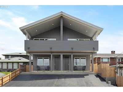 430 N Pacific Rockaway Beach, OR 97136