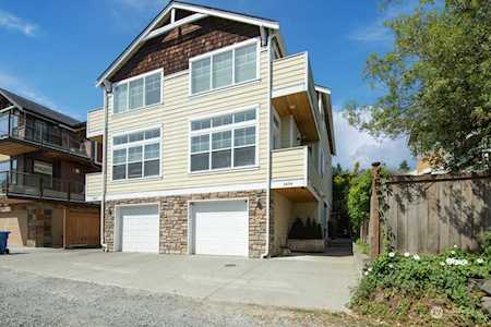 3454 22nd Ave W Seattle, WA 98199