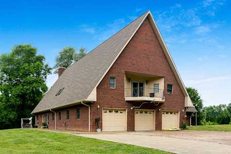 4874 Bethesda Rd Thompsons Station, TN 37179