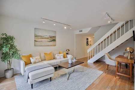 10659 Caminito Banyon San Diego, CA 92131