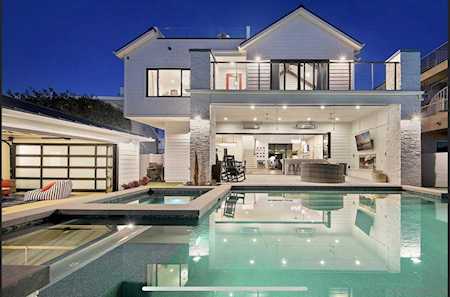 3652 Bayonne Dr San Diego, CA 92109